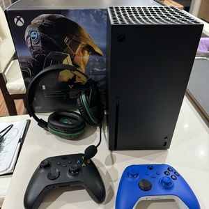 Xbox Series X 1TB w/ 2 controllers & headset bundle